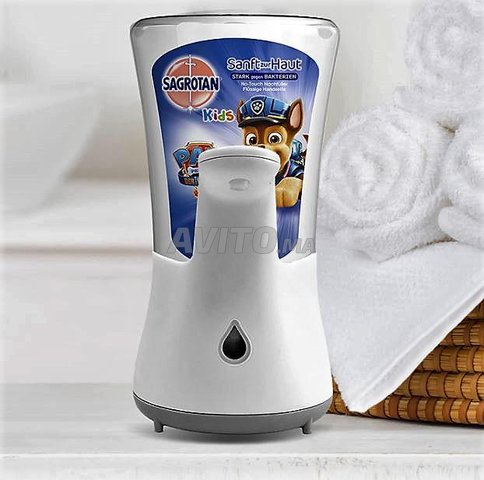 5 x 250 ml savon manuel dans un pack pratique Sagrotan No-Touch Recharge pour distributeur automatique de savon 