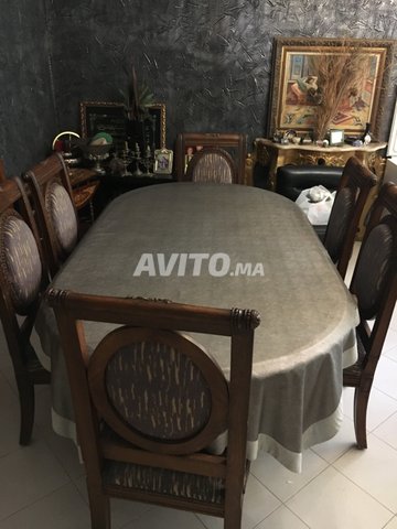 Grande Table Salle A Manger Bois Massif A Vendre A Casablanca Dans