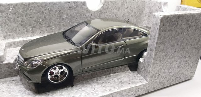 mercedes classe e miniature